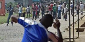 Au Burundi, des tirs soutenus ont été entendus dans la nuit à Bujumbura alors que reprennent les manifestations . © AFP